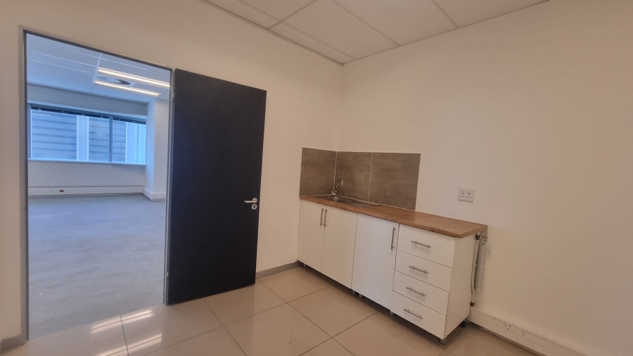 To Let Commercial Property for Rent in Foreshore Western Cape